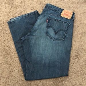 Men’s Levi 559 jeans